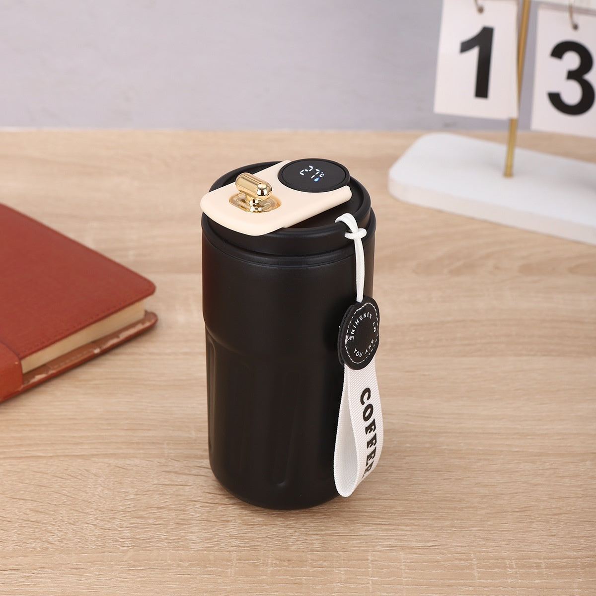 Botella Térmica Digital Inteligente de Acero Inoxidable – Vaso Portátil Aislado de 450 ml para Café y Agua, Ideal para Coche, Mantiene la Temperatura Fría o Caliente