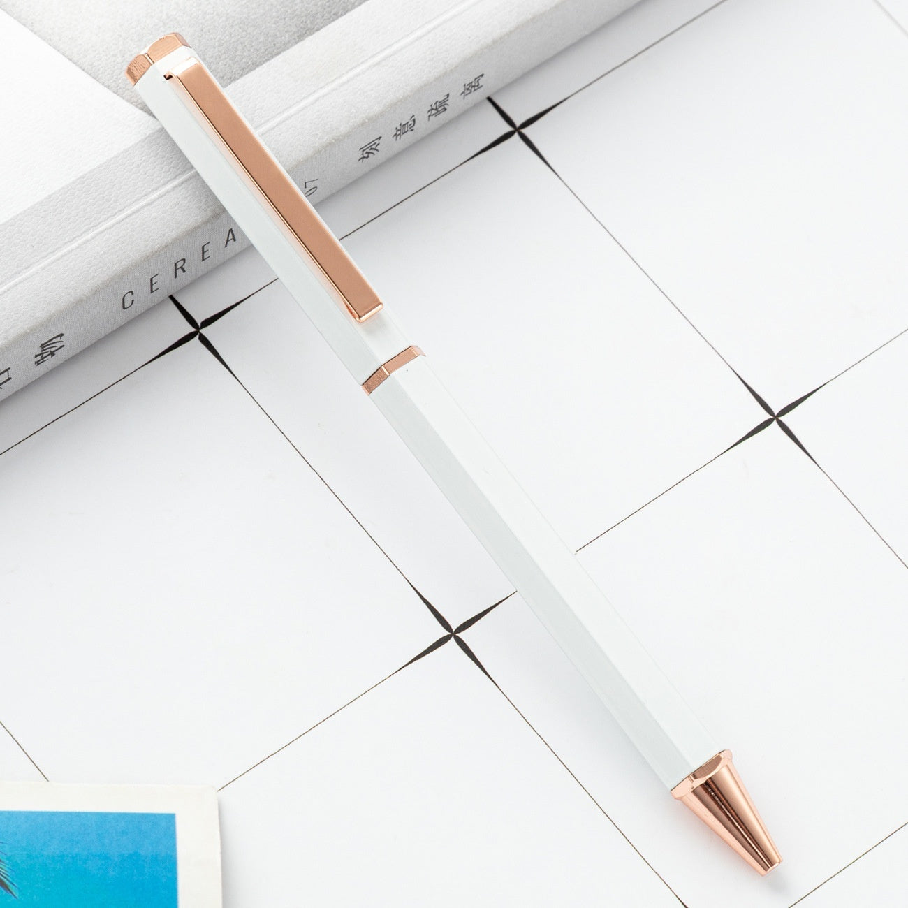 Bolígrafo Metálico Hexagonal DeskUp – Escritura Premium